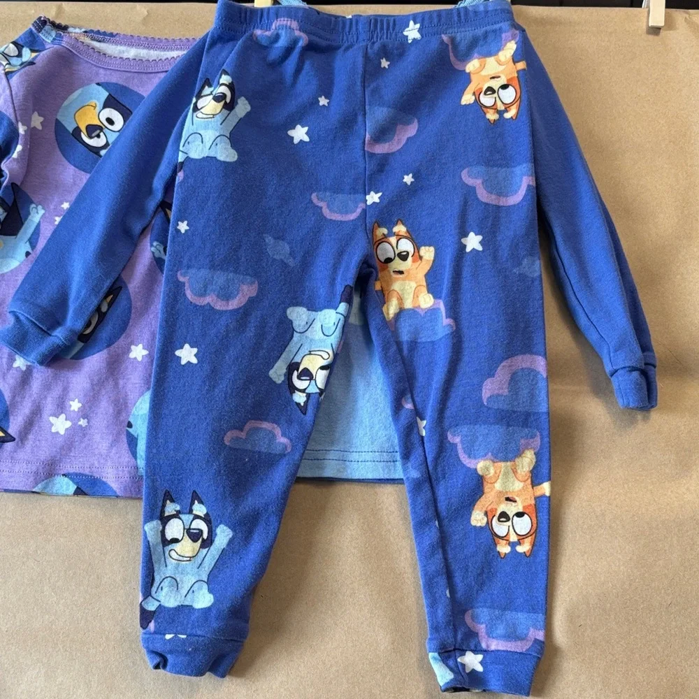Kids Bluey Pajamas 4 piece Set, Blue and Purple, 2T - like new
